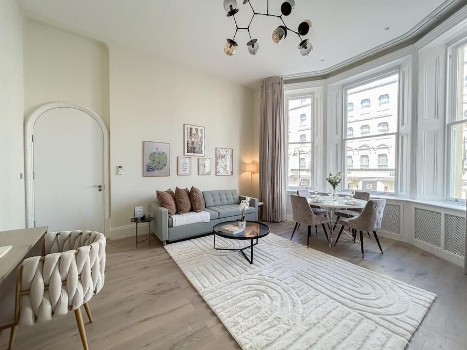 Stylish And 1 Bedroom Apartamento