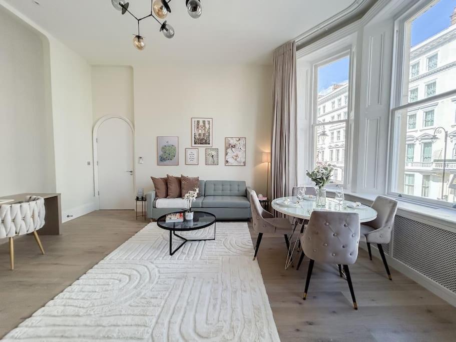 Stylish And 1 Bedroom Apartamento