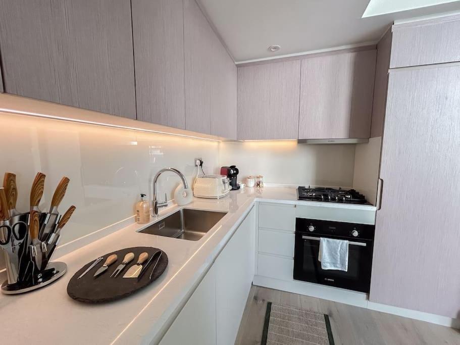 Apartamento Stylish And 1 Bedroom